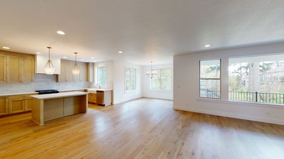 Sycamore Home with 3 Bedrooms